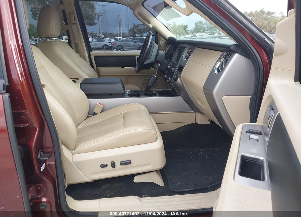 2016 FORD EXPEDITION XLT VIN: 1FMJU1HT3GEF14317