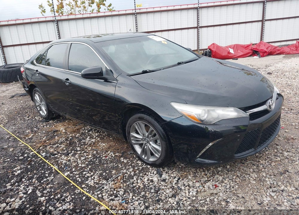 2017 TOYOTA CAMRY SE VIN: 4T1BF1FK8HU733984