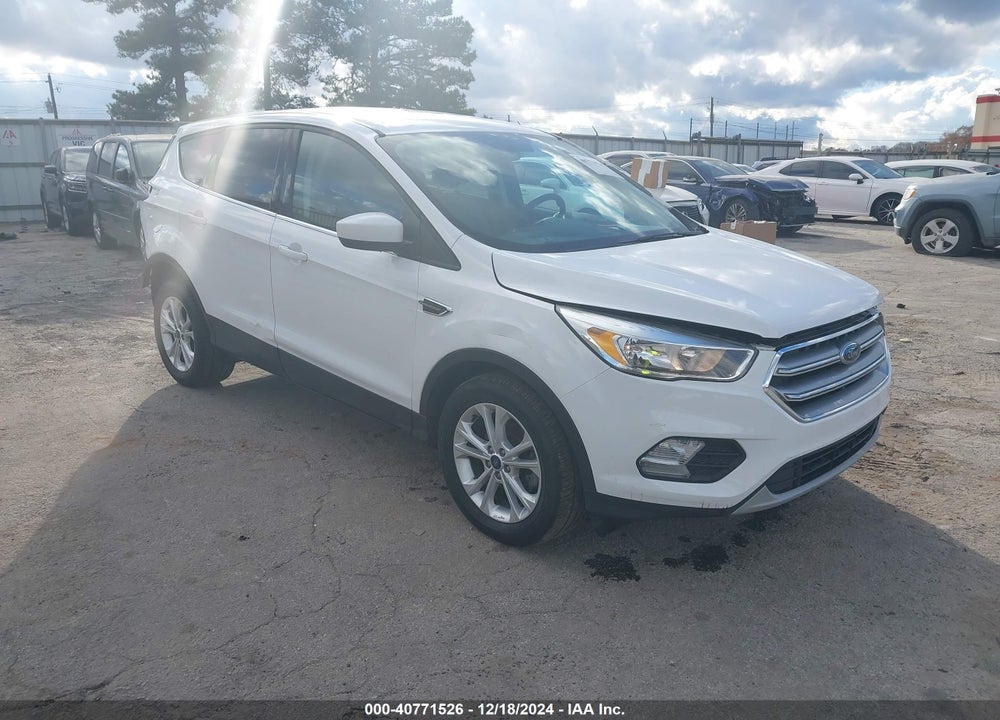 2017 FORD ESCAPE SE VIN: 1FMCU0GD8HUB03550