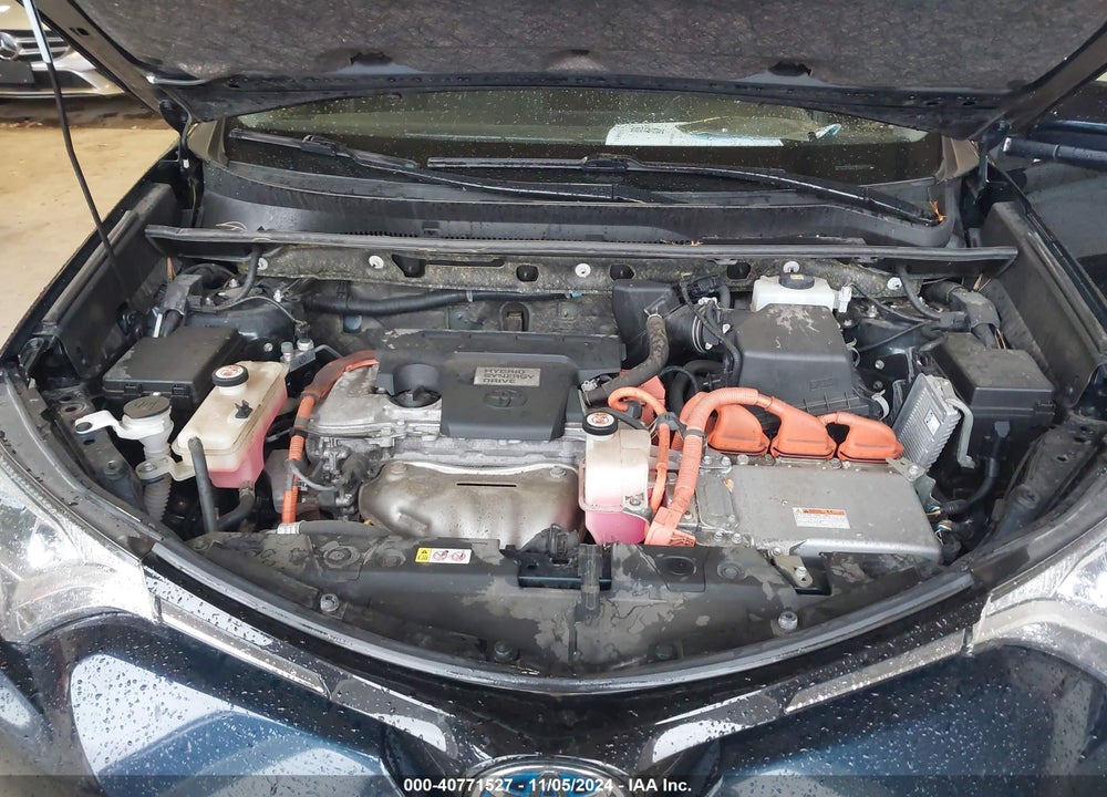 2018 TOYOTA RAV4 HYBRID XLE VIN: JTMRJREV6JD236496