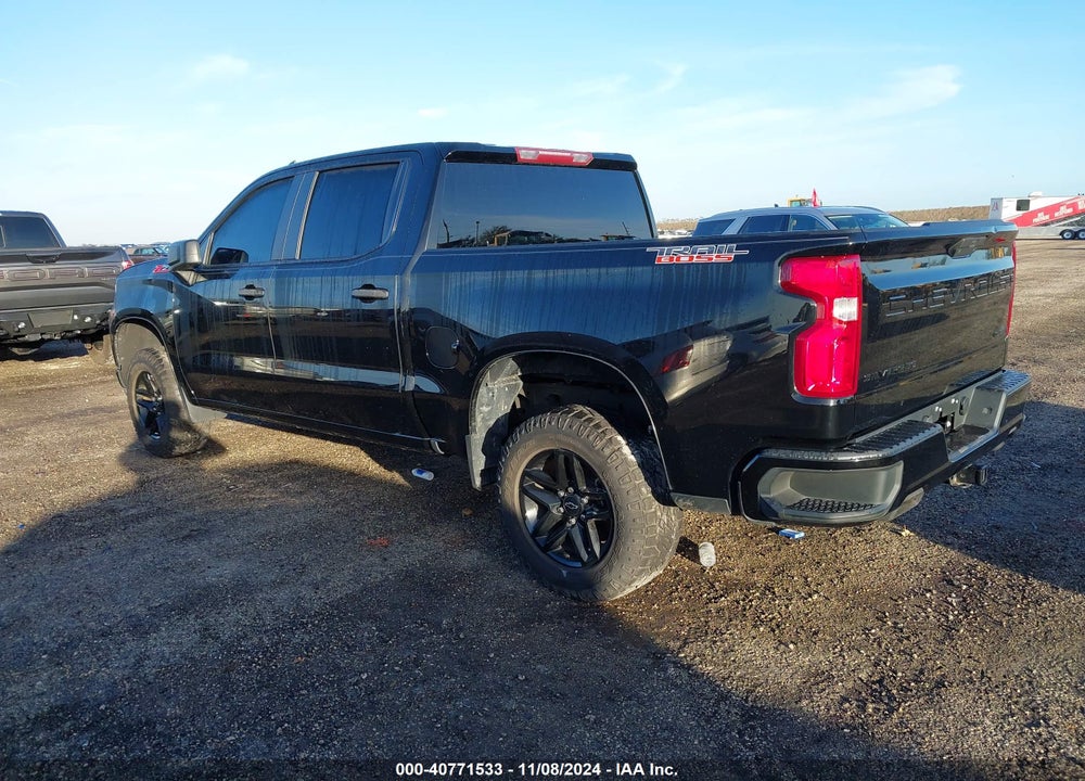 2021 CHEVROLET SILVERADO 1500 4WD SHORT BED CUSTOM TRAIL BOSS VIN: 1GCPYCEF3MZ384105