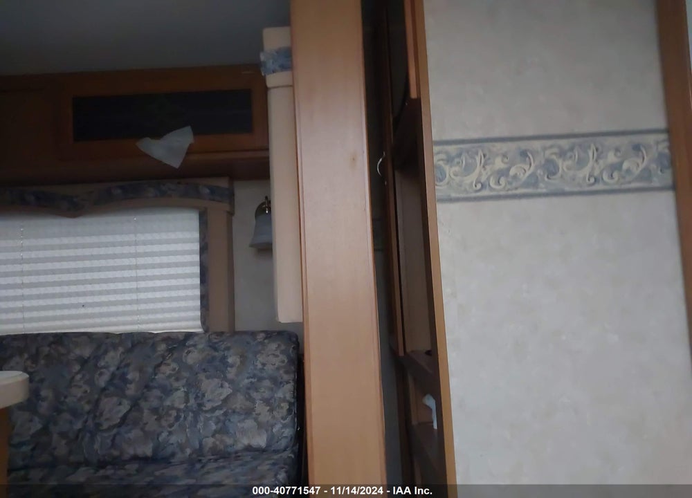 2005 GULFSTREAM CONQUEST 265BHS VIN: 1NL1GTM2051070915