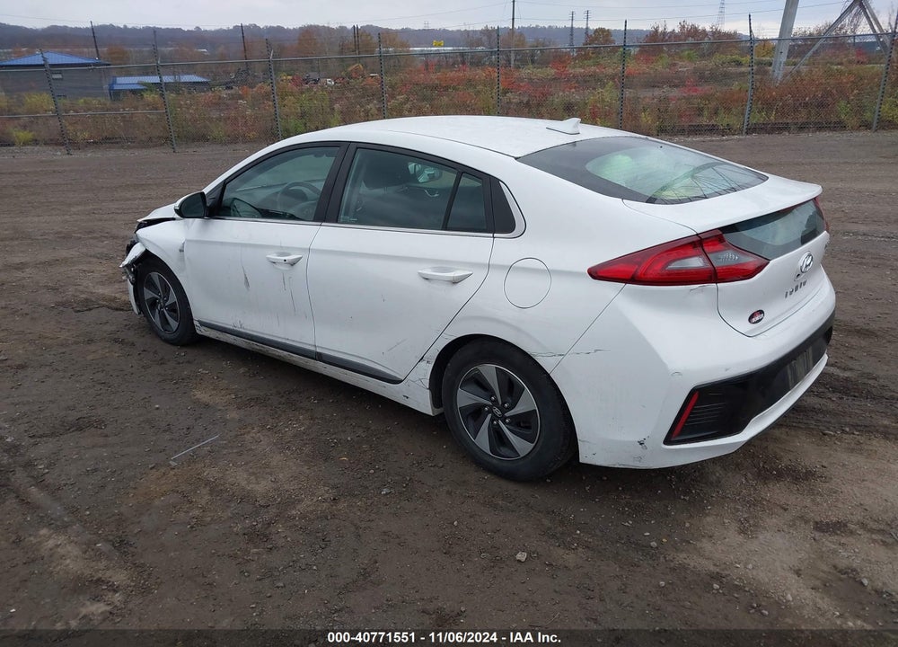 2018 HYUNDAI IONIQ HYBRID SEL VIN: KMHC75LC3JU068956