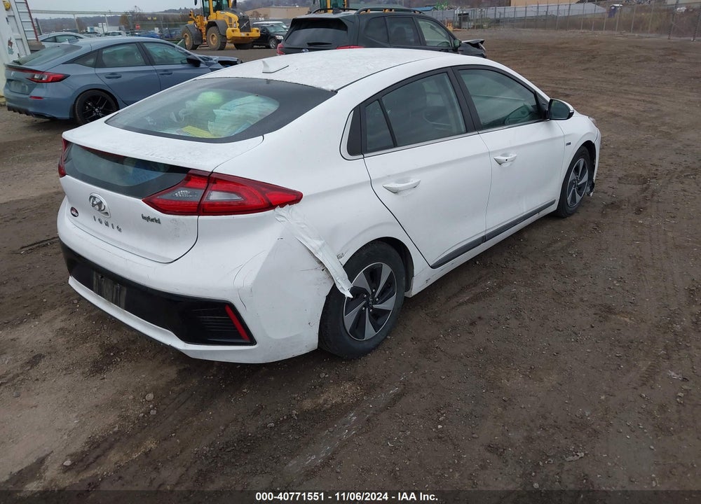 2018 HYUNDAI IONIQ HYBRID SEL VIN: KMHC75LC3JU068956