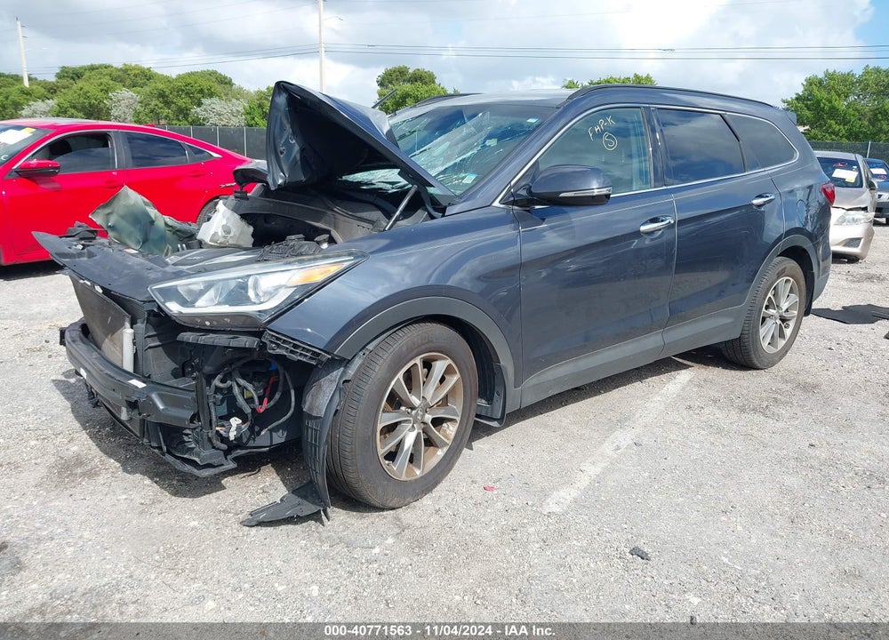 2018 HYUNDAI SANTA FE SE VIN: KM8SN4HF1JU293889