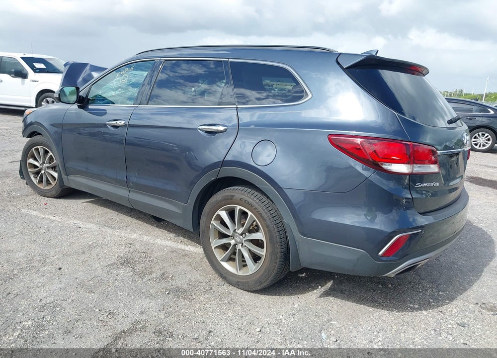 2018 HYUNDAI SANTA FE SE VIN: KM8SN4HF1JU293889