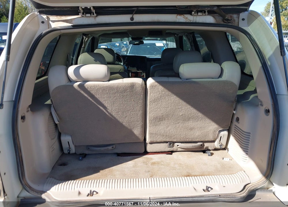 2006 CADILLAC ESCALADE STANDARD VIN: 1GYEC63N76R157742