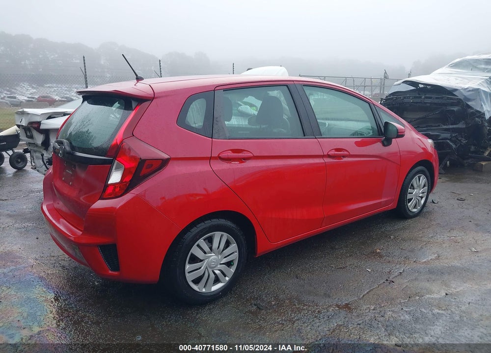 2015 HONDA FIT LX VIN: 3HGGK5H58FM716772