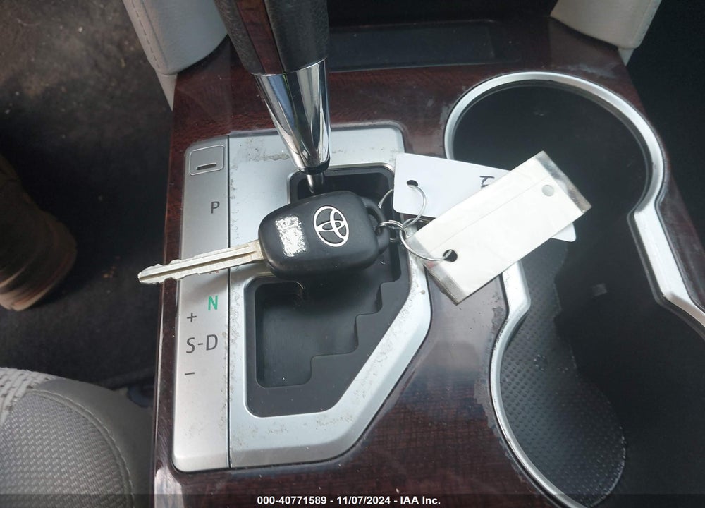 2014 TOYOTA CAMRY XLE VIN: 4T1BF1FK7EU470401