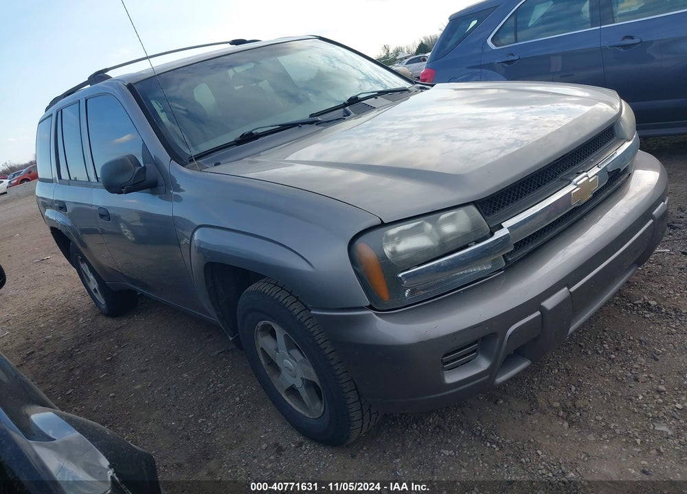 2006 CHEVROLET TRAILBLAZER LS VIN: 1GNDS13S262115427