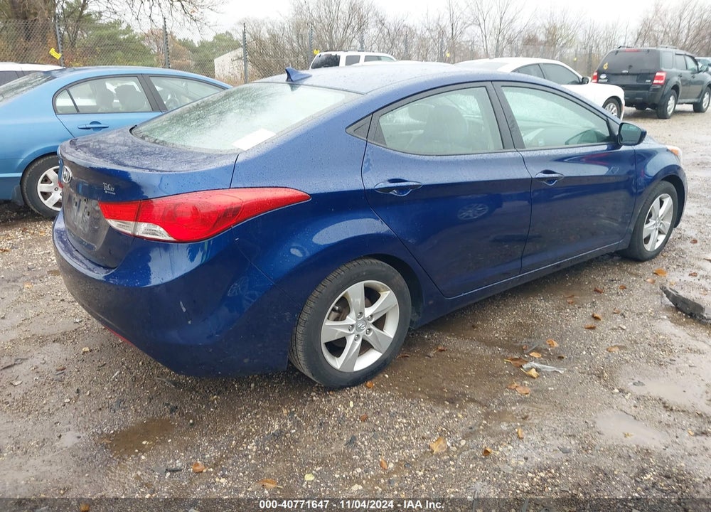 2013 HYUNDAI ELANTRA GLS VIN: KMHDH4AE1DU617526