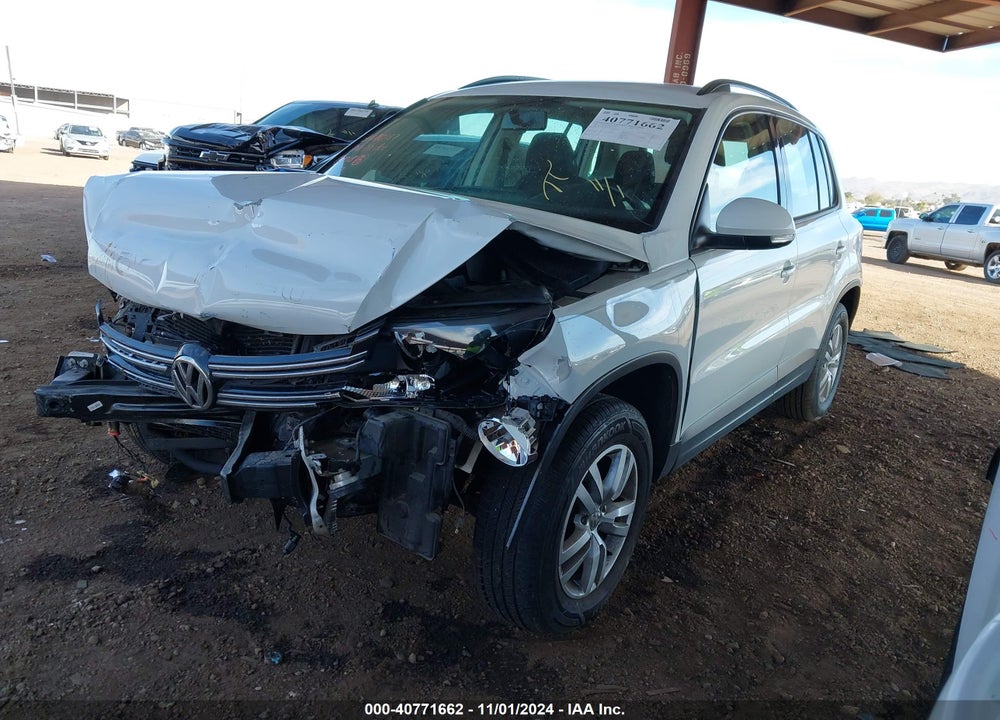 2015 VOLKSWAGEN TIGUAN S VIN: WVGAV7AX6FW514107