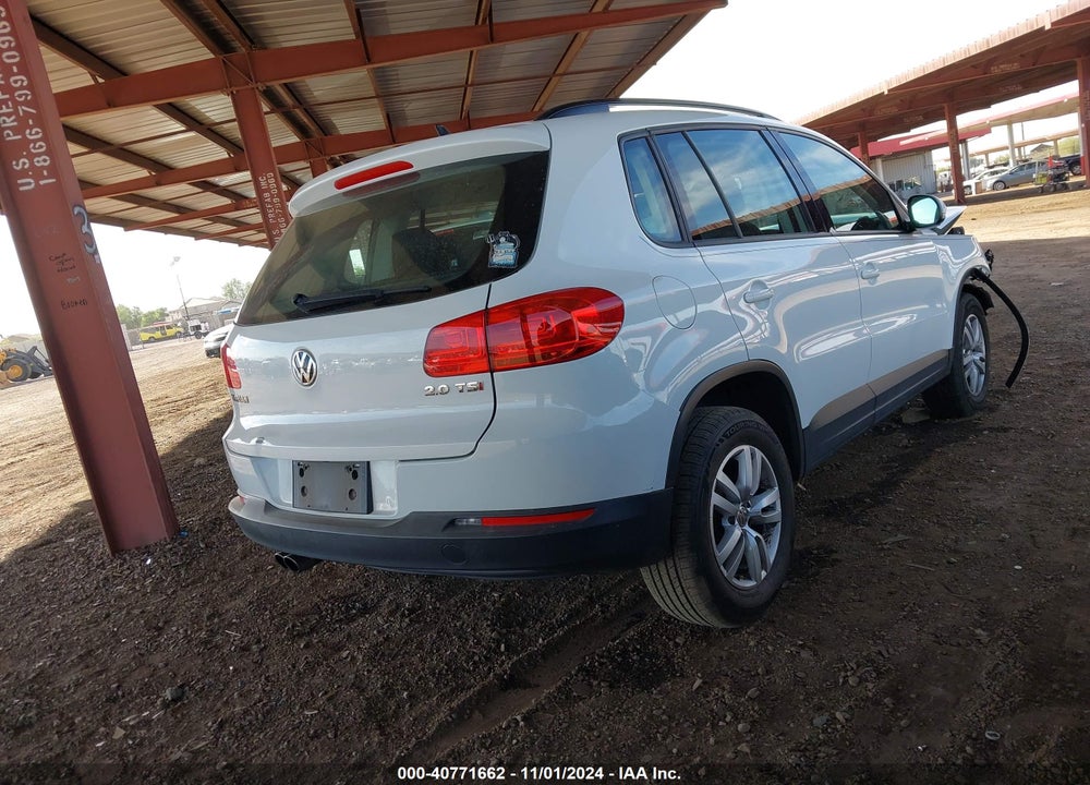 2015 VOLKSWAGEN TIGUAN S VIN: WVGAV7AX6FW514107