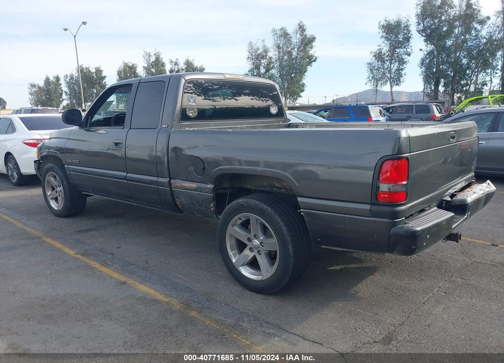 2001 DODGE RAM 1500 ST VIN: 1B7HC13Y81J527782