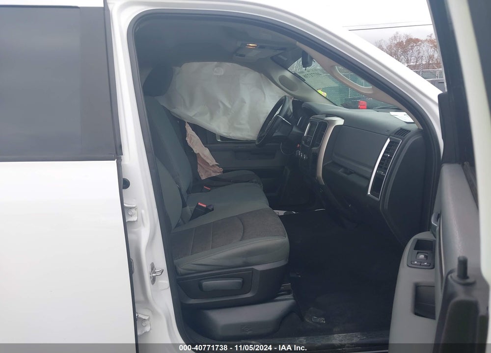 2015 RAM 1500 VIN: 1C6RR7GT9FS562618
