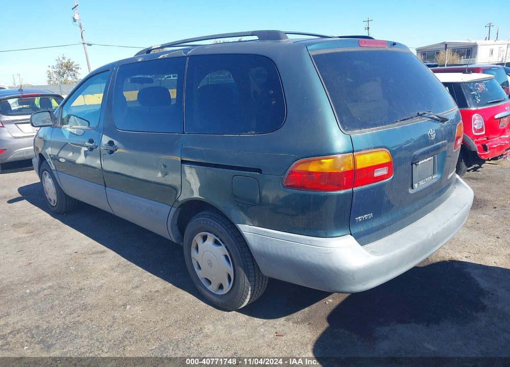 1998 TOYOTA SIENNA LE VIN: 4T3ZF13C7WU036810