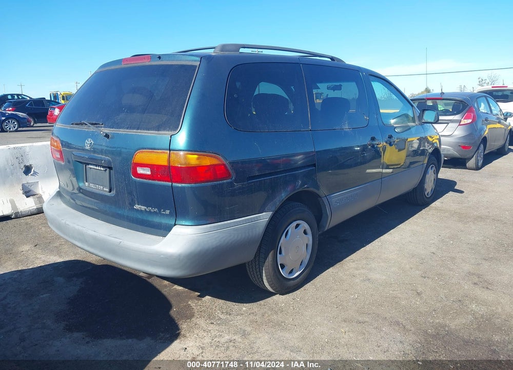 1998 TOYOTA SIENNA LE VIN: 4T3ZF13C7WU036810