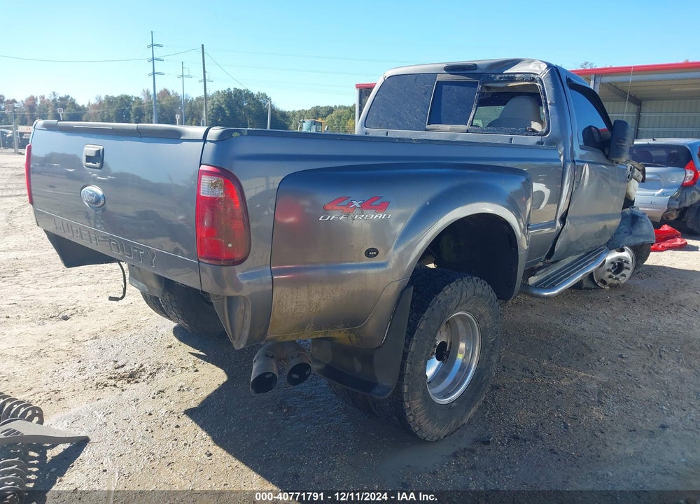 2008 FORD F-350 XL/XLT VIN: 1FTWF33R78EA01696