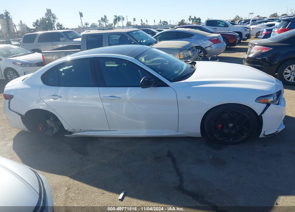 2022 ALFA ROMEO GIULIA TI RWD VIN: ZARFAMBN8N7665742