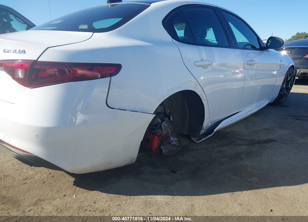 2022 ALFA ROMEO GIULIA TI RWD VIN: ZARFAMBN8N7665742