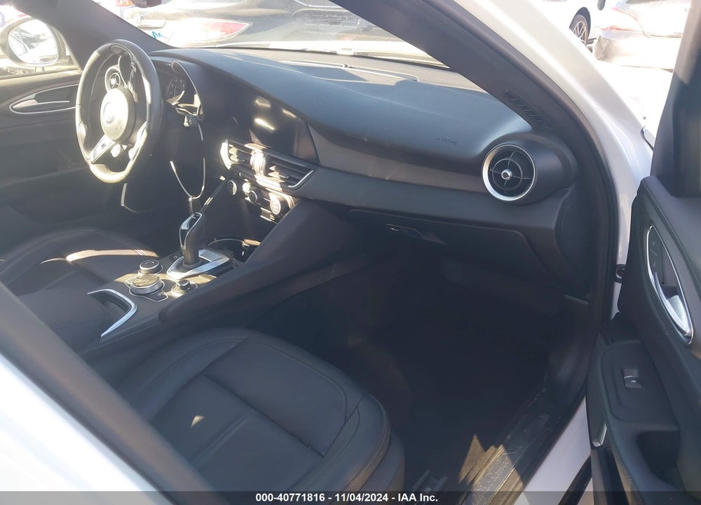 2022 ALFA ROMEO GIULIA TI RWD VIN: ZARFAMBN8N7665742