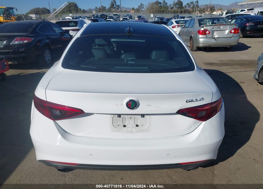 2022 ALFA ROMEO GIULIA TI RWD VIN: ZARFAMBN8N7665742