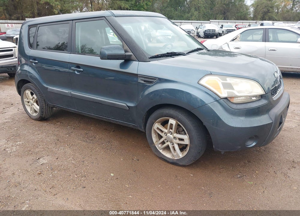 2011 KIA SOUL VIN: KNDJT2A29B7311573