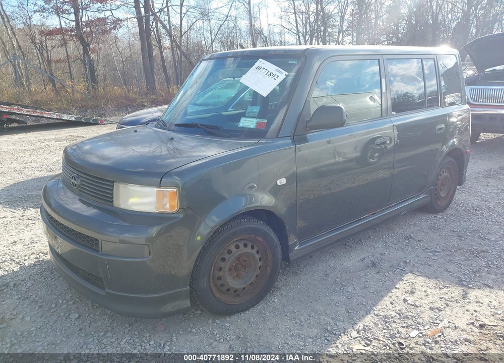 2005 SCION XB VIN: JTLKT324X50211834