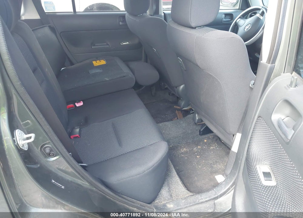 2005 SCION XB VIN: JTLKT324X50211834