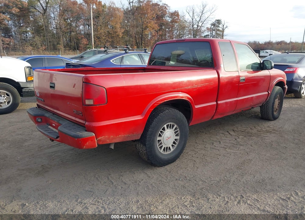 2000 GMC SONOMA SLS VIN: 1GTDT19W8Y8252596