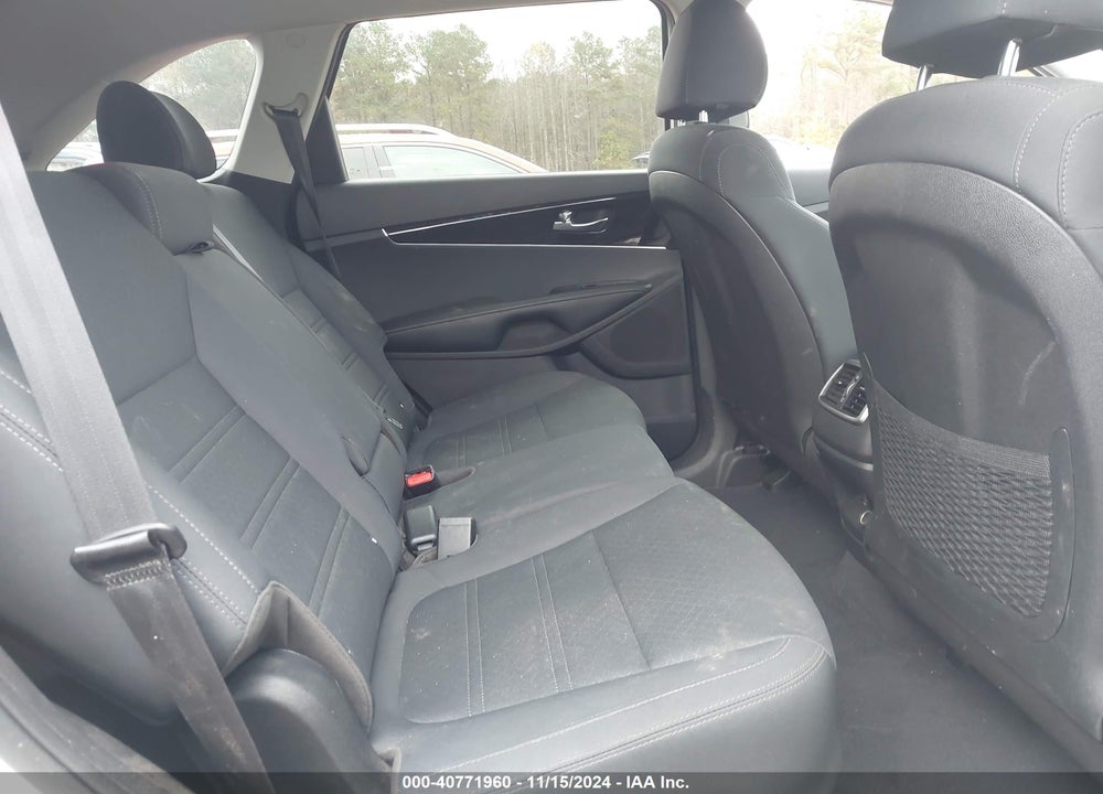 2020 KIA SORENTO 2.4L L VIN: 5XYPG4A37LG675417