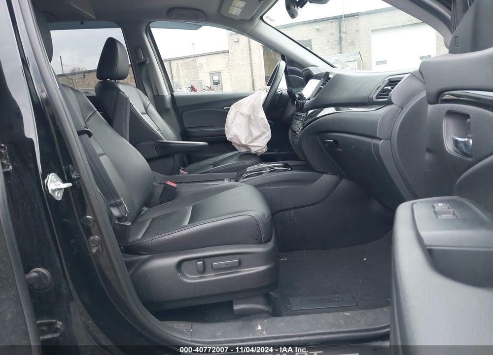 2022 HONDA PILOT AWD TOURING 8 PASSENGER VIN: 5FNYF6H98NB001607