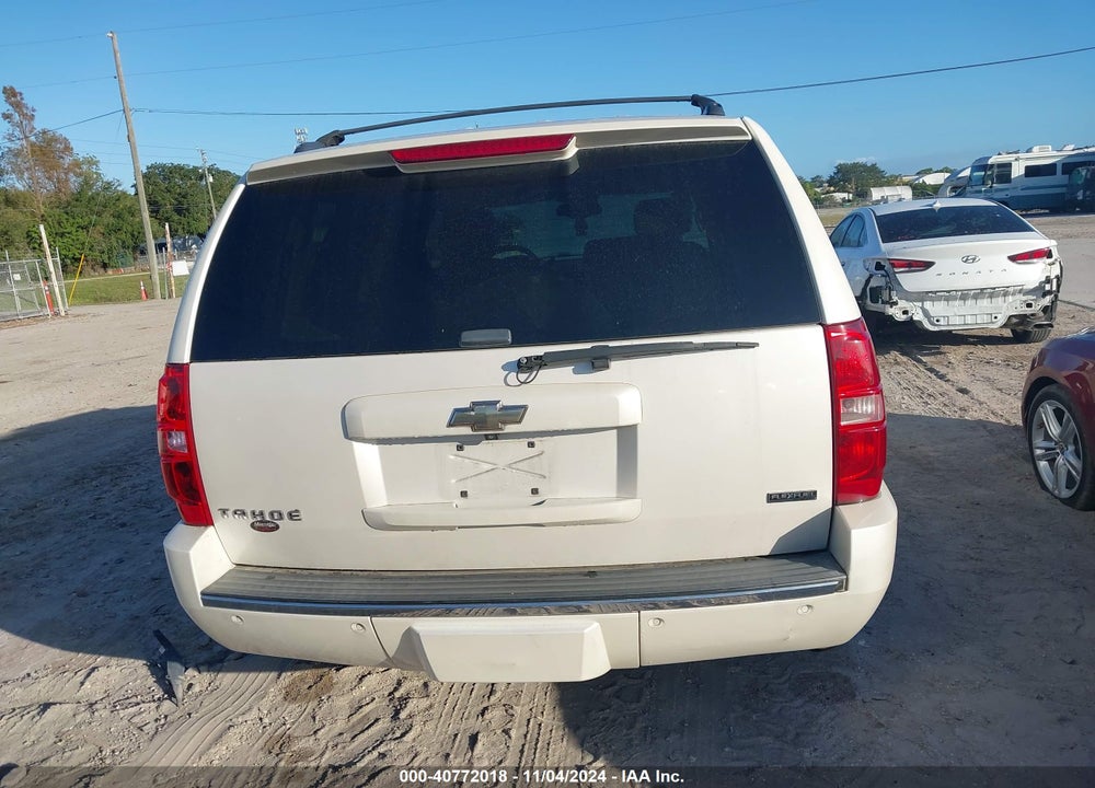 2011 CHEVROLET TAHOE LTZ VIN: 1GNSCCE02BR219039
