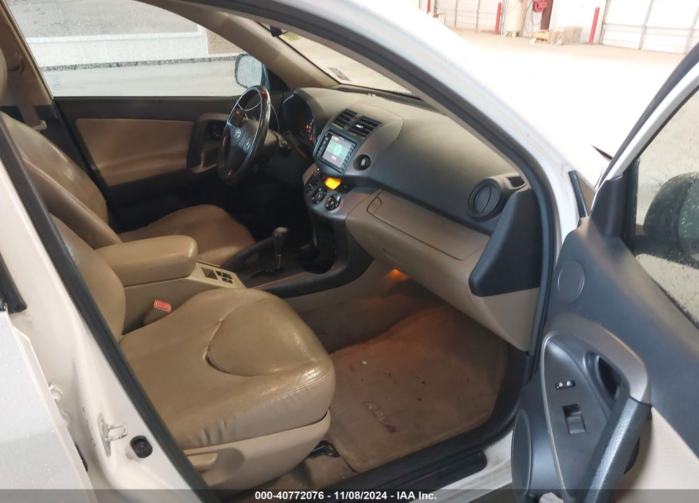 2011 TOYOTA RAV4 LIMITED VIN: 2T3YF4DV8BW088485