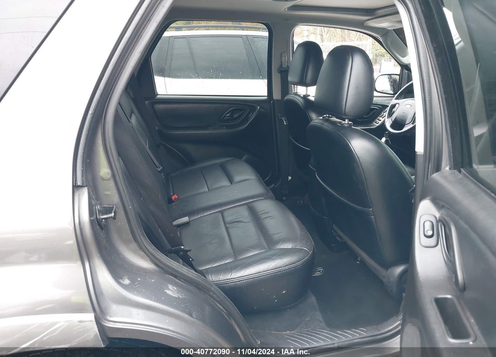 2005 FORD ESCAPE LIMITED VIN: 1FMCU94135KA49662
