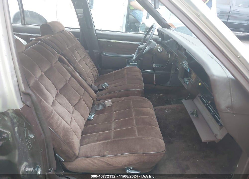 1985 CHEVROLET CAPRICE CLASSIC VIN: 1G1BN69H6FY131572