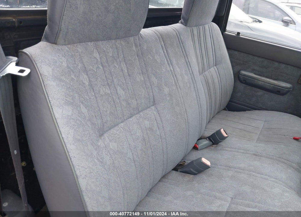 2000 TOYOTA TACOMA VIN: 4TANL42N0YZ647367