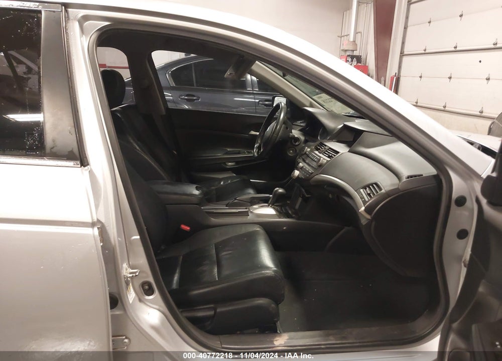 2012 HONDA ACCORD 2.4 SE VIN: 1HGCP2F61CA015221