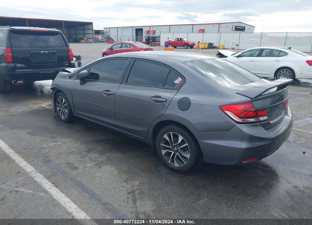 2015 HONDA CIVIC EX VIN: 19XFB2F82FE010817