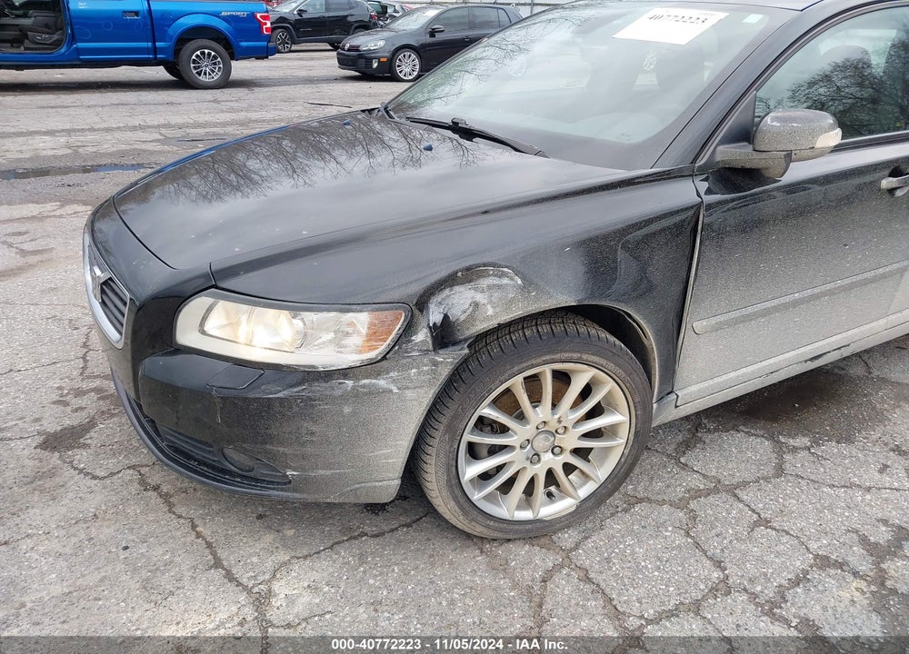 2008 VOLVO S40 T5 VIN: YV1MH672482384413