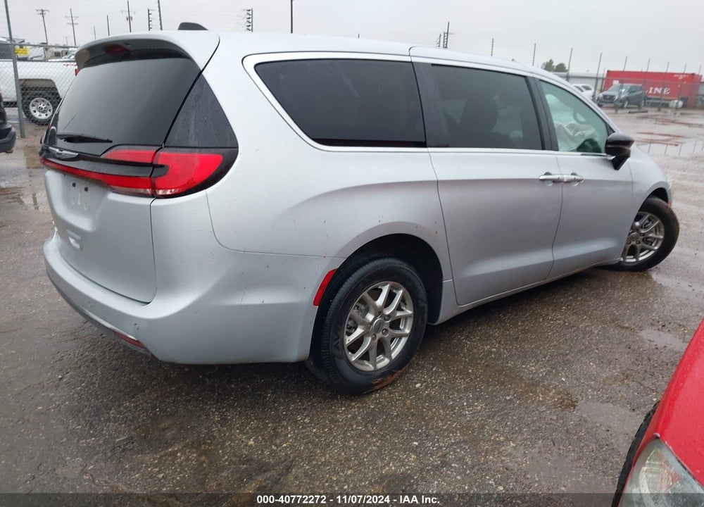 2024 CHRYSLER PACIFICA TOURING L VIN: 2C4RC1BGXRR173025