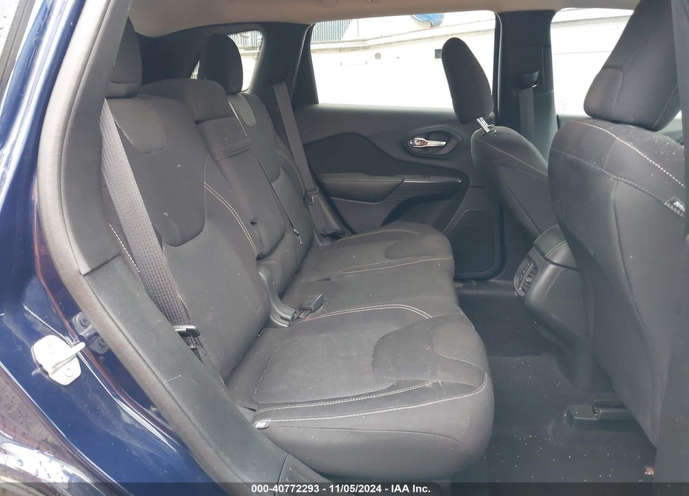 2016 JEEP CHEROKEE LATITUDE VIN: 1C4PJMCB2GW300565