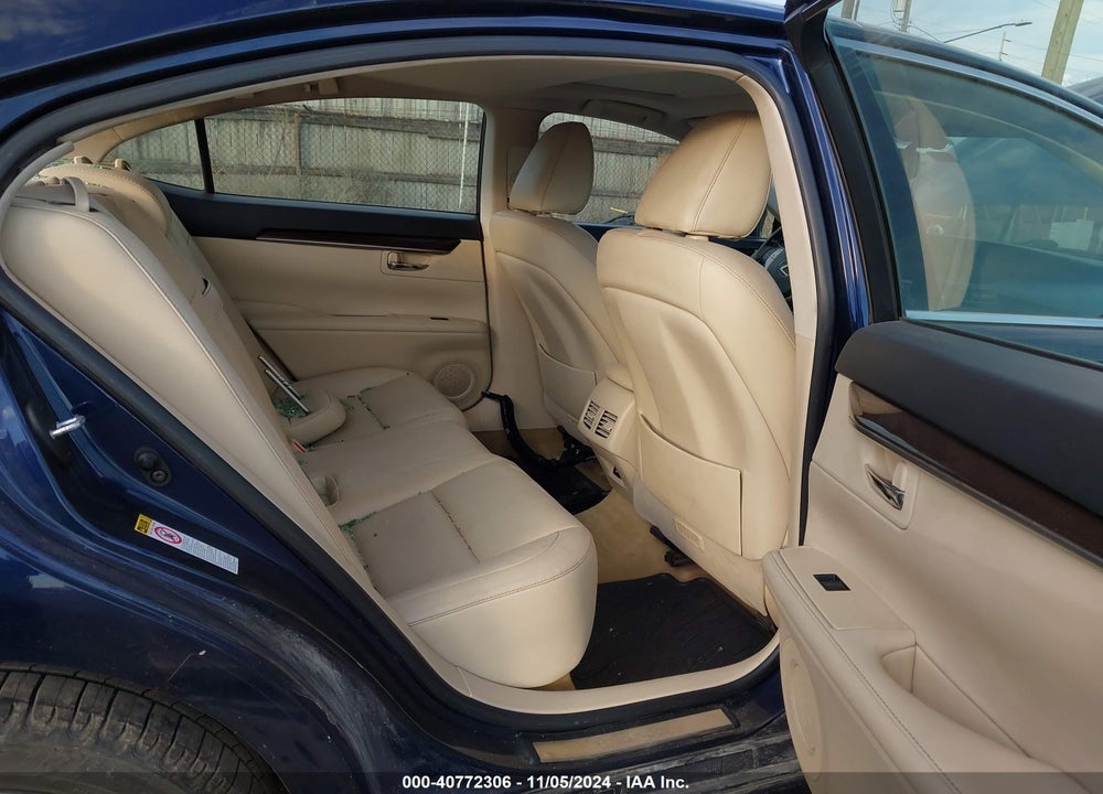 2014 LEXUS ES 350 VIN: JTHBK1GG1E2140516