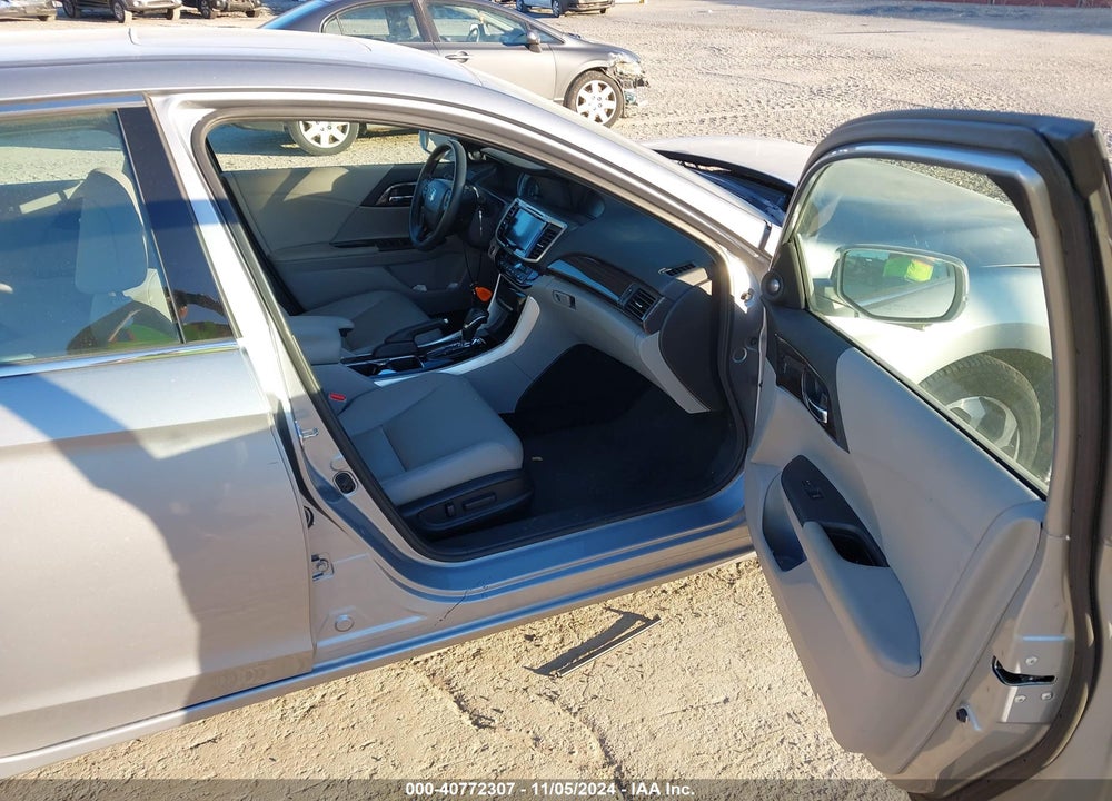 2016 HONDA ACCORD EX-L V-6 VIN: 1HGCR3F8XGA024166