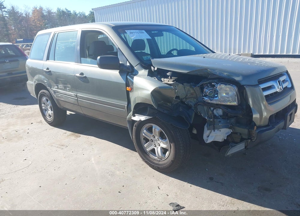2007 HONDA PILOT LX VIN: 5FNYF18177B029723