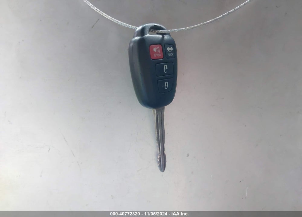 2012 TOYOTA CAMRY LE VIN: 4T1BF1FK1CU571074