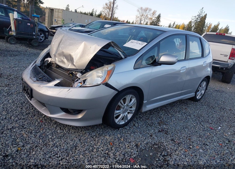 2011 HONDA FIT SPORT VIN: JHMGE8H55BC014006