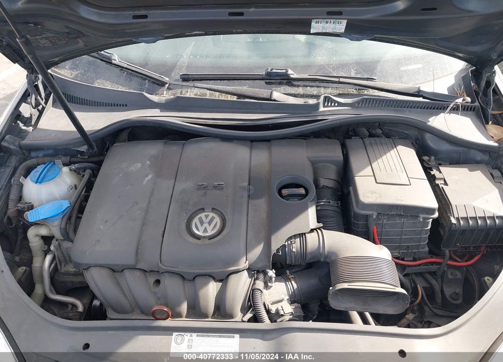 2010 VOLKSWAGEN JETTA SE VIN: 3VWRX7AJ1AM026055