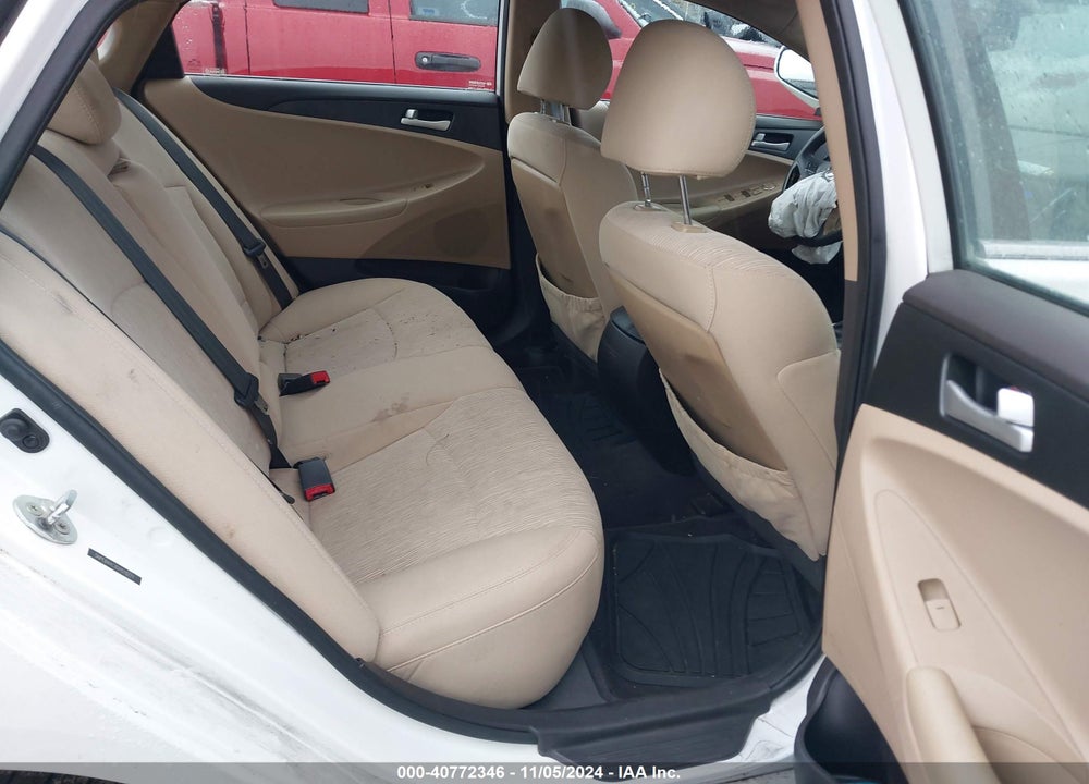 2013 HYUNDAI SONATA GLS VIN: 5NPEB4AC8DH518771