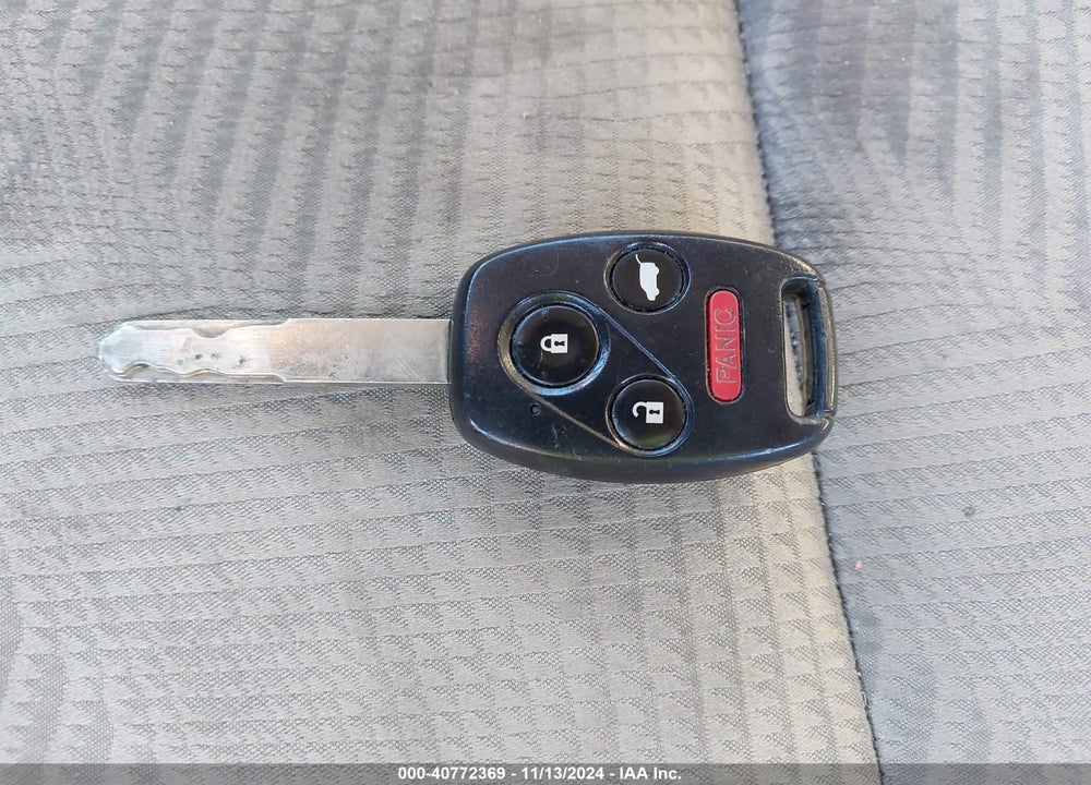 2012 HONDA PILOT LX VIN: 5FNYF4H27CB064380